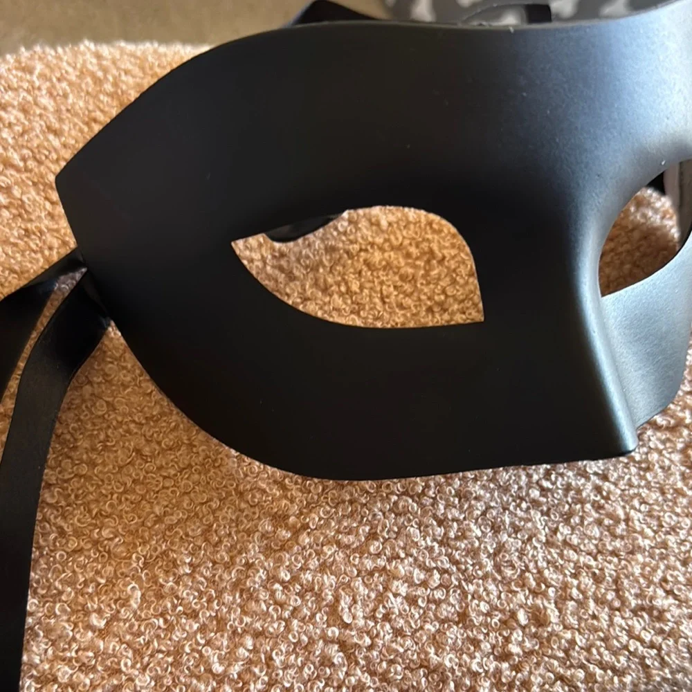 Black Eye Mask with Ribbon Ties